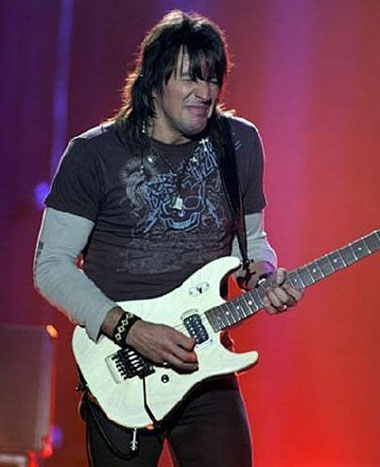 Ritchie guitar.jpg