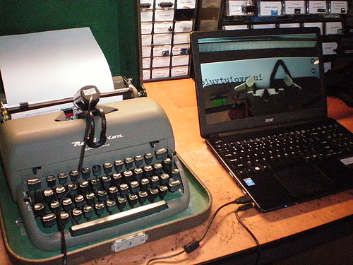 Typewriter1.jpg